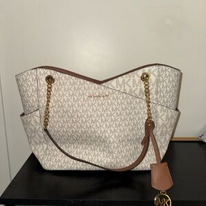 Michael Kors White and Tan Shoulder Bag with Gold Hardware